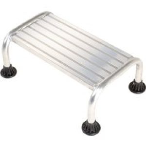 1 Tread Aluminium Stable Steps – 200mm high – 500 x 250 platform