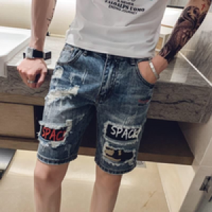 Kuaishou popular men’s ripped denim shorts spiritual guy five-point breeches summer thin section loose straight tide