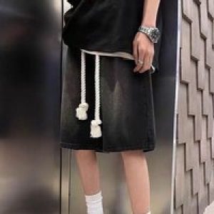 Baggy Straight Half Men’s Short Jeans Pants Trend 2025 Vintage Thin Popular Designer Male Denim Shorts Y2k Fashion Retro Cowboy