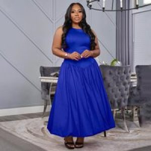 Women’s plus Size Round neck Long Dress Autumn 2025 Fashionable Pleated Cinched Waist Elegant Casual Maxi Dress